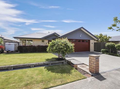 14 Hakatere Road, Pegasus