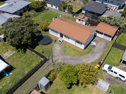 16 Hooks Road, Manurewa