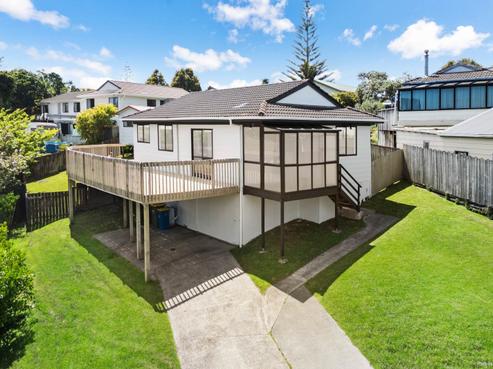 72 Sunvue Road, Glen Eden