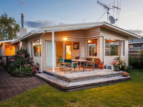 31 Henare Street, West End