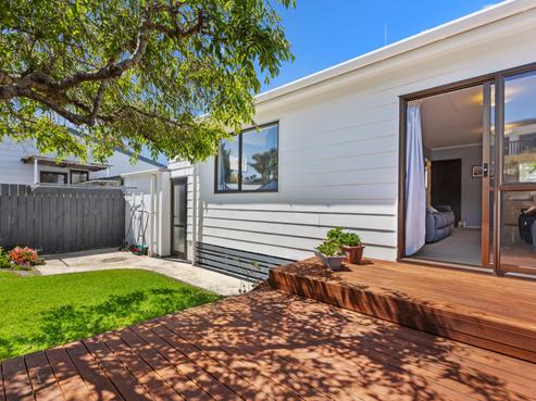 25A Sylvania Drive, Matua