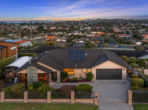 53 Grand Drive, Orewa