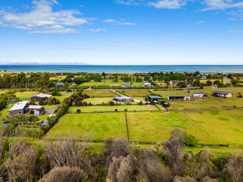 80 Pipitea Drive, Rarangi