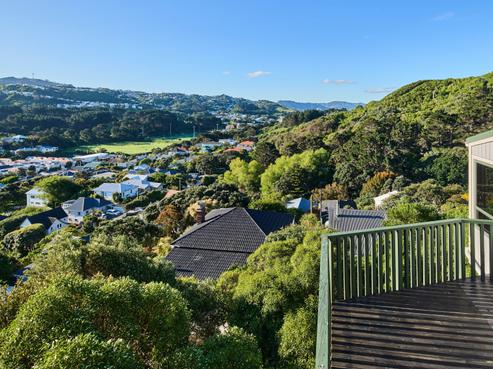 20 Bay Lair Grove, Island Bay