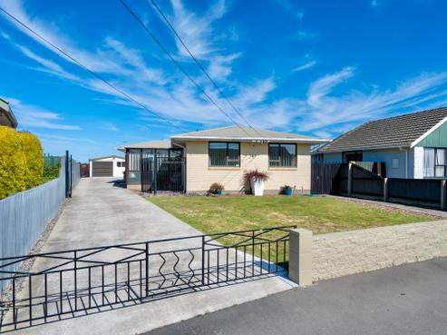 140 Rowses Road, Aranui