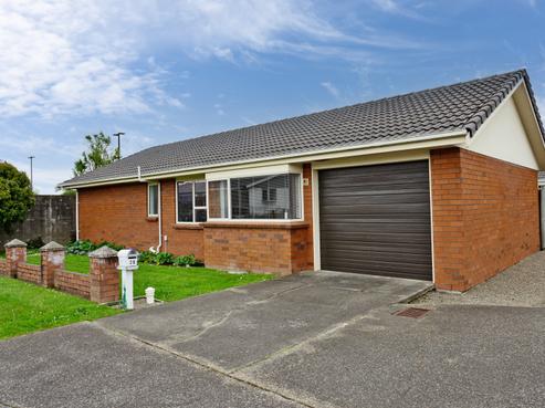 2B Maitland Street, Strathern
