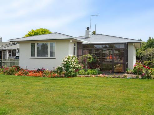82 Gordon Street, Dannevirke