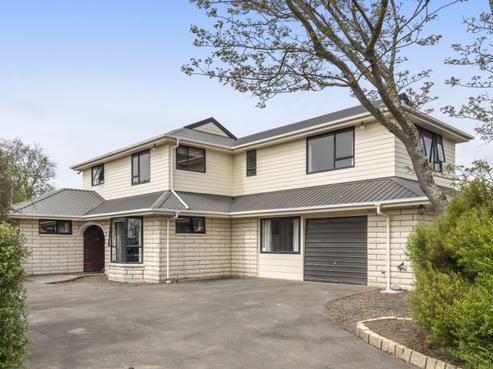 16 Sayers Crescent, Ilam