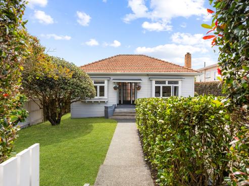 5 Mount Roskill Road, Mount Roskill