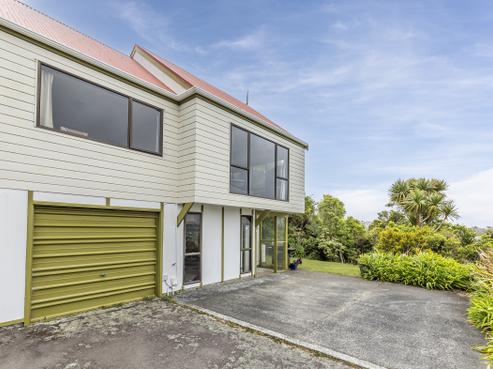 44B Gaya Grove, Ngaio
