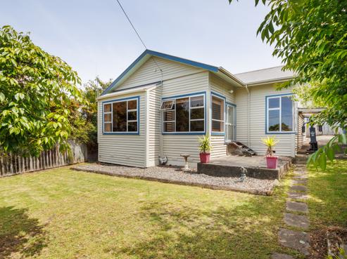 142 West Street, Feilding