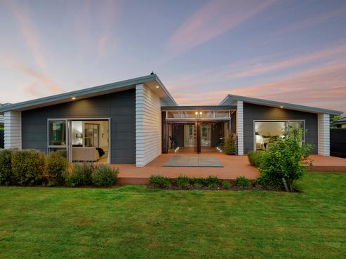 33 Bayliss Drive, Woodend Beach