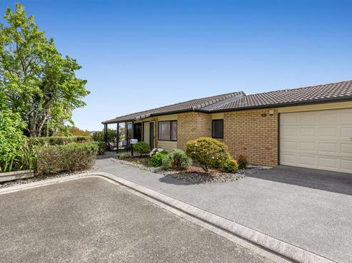 19/197 Royal Road, Massey