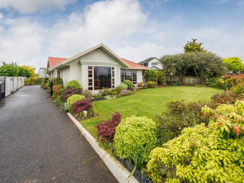 27 Leander Place, Milson