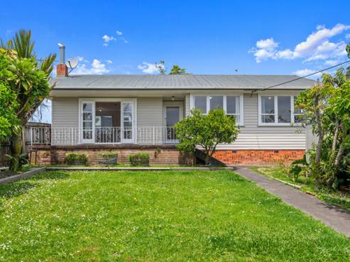 71 Sylvan Crescent, Te Atatu South