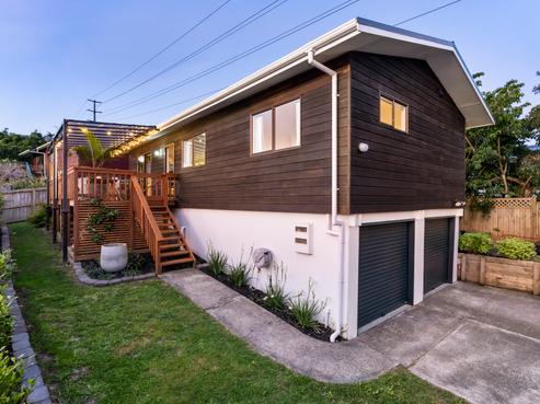 2/88 Athena Drive, Totara Vale