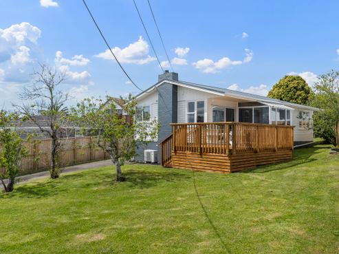 21 Fairclough Road, Beach Haven