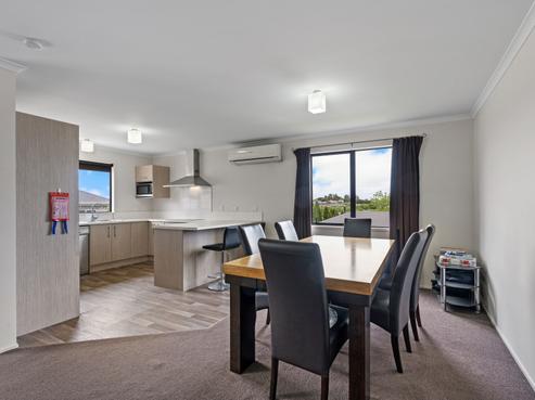 6 Iris Place, Grandview Heights