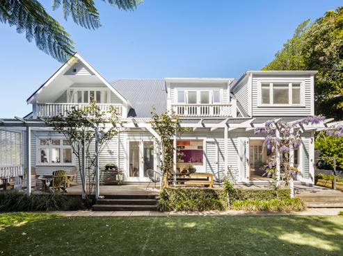56 Glen Road, Kelburn