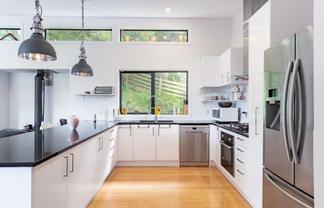 78 Howard Rd, Eastbourne