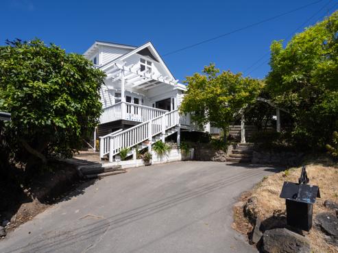 27 Huntsbury Avenue, Huntsbury