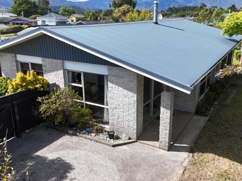 26 Disraeli Street, Westport