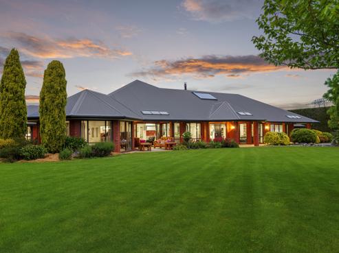 16 Knights Road, Rolleston