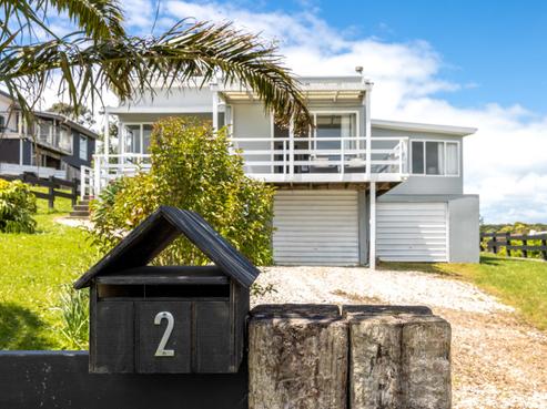 2 Bryan Road, Surfdale