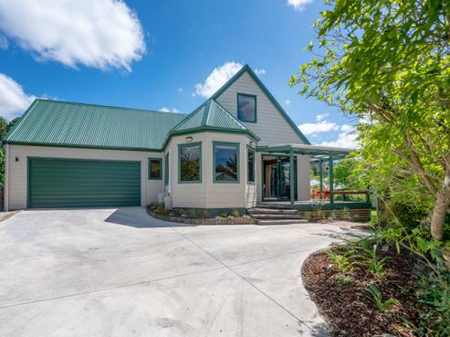 25A Lewis Road, Lynmore