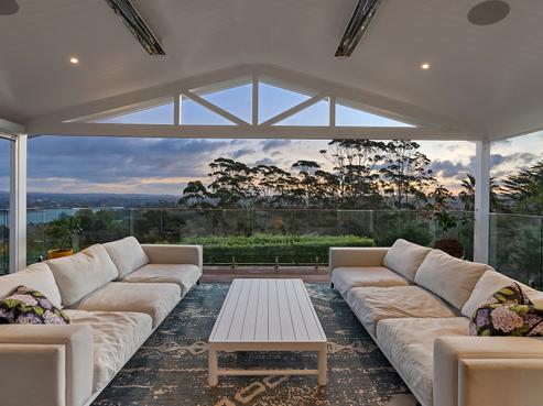 45 Attwood Road, Paremoremo