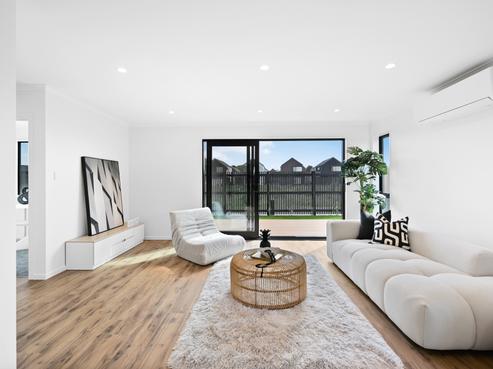 19 Joint Avenue, Greenhill Park
