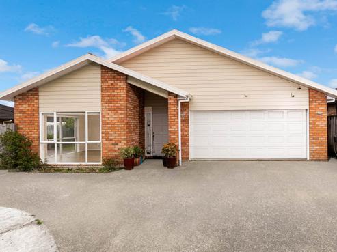 15 Maadi Place, Papakura