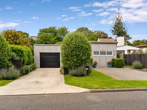74 Glen Road, Raumati South