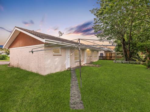 2/27 Manse Road, Pahurehure