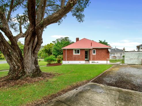 54 Thornycroft Avenue, Epuni