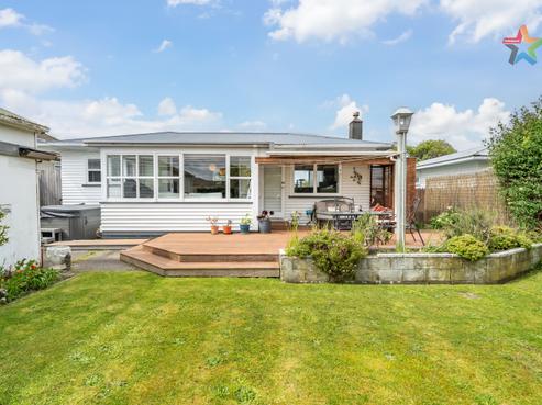 12 Hunt Street, Wainuiomata