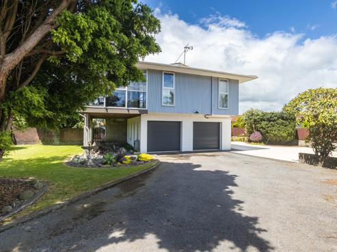 13 Julian Place, Westown