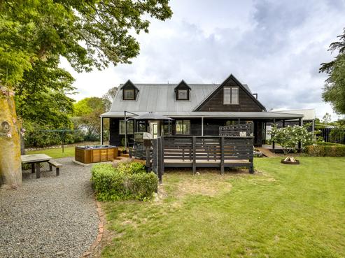 100 Kereru Road, Maraekakaho