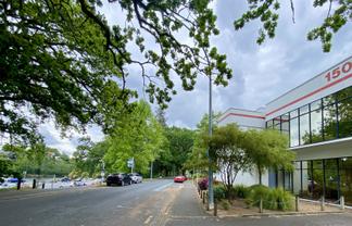 Ground Floor Office Beside Waikato Te Awa