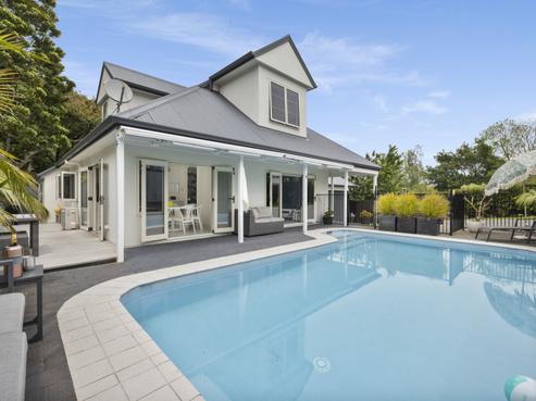 12 Paine Street, Judea