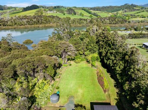 24 Green Road, Matakana
