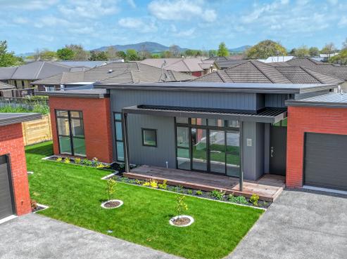 2/33 Hinerangi Crescent, Matamata