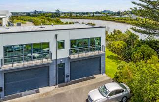 Live/work unit with estuary views