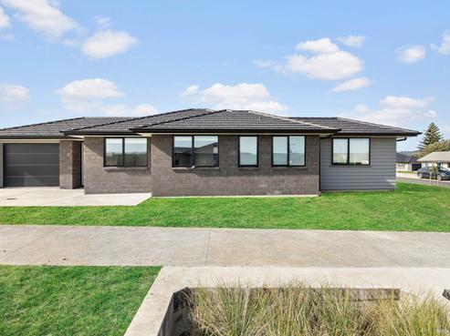 13 Te Paahi Avenue, Waiuku