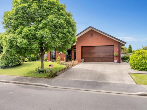 4 Orchard Grove, Netherby