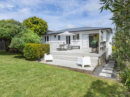 13 Blease Street, New Lynn