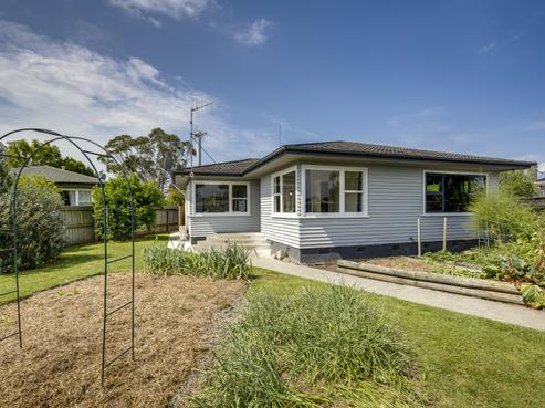 40 James Foley Avenue, Pirimai