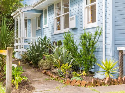 105 Te Pene Avenue, Titahi Bay