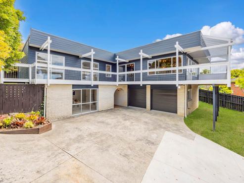 608 Beach Road, Rothesay Bay