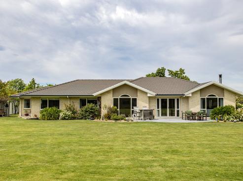 2 Willowside Place, Amberley